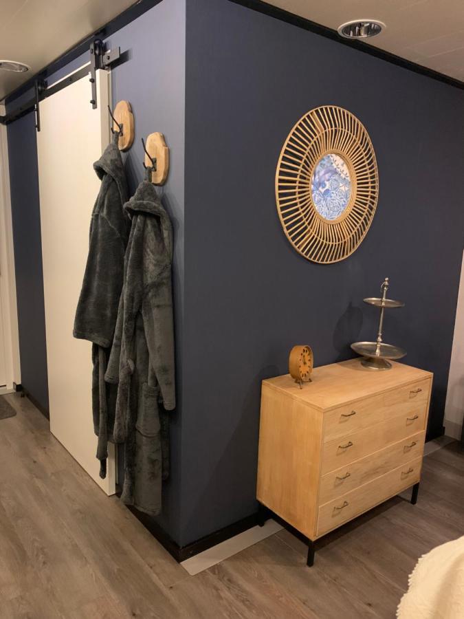 Het Atelier, Sfeervolle B&B Compleet Appartement In Hartje Staphorst ภายนอก รูปภาพ